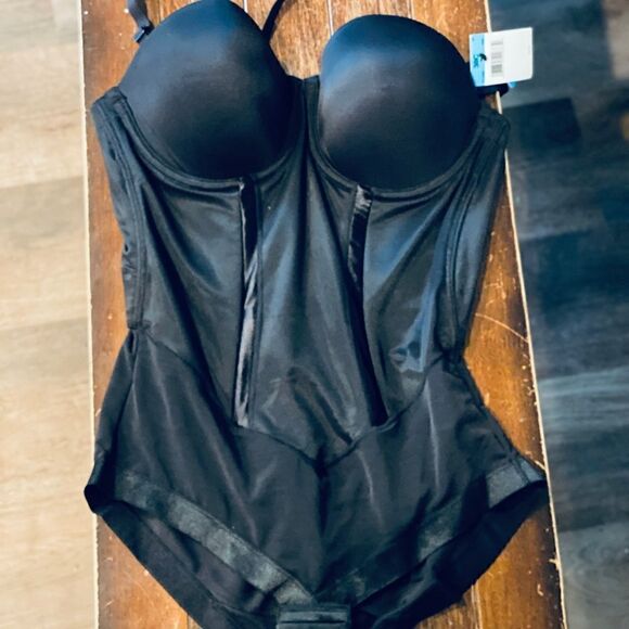 Maidenform Women's Body Shaper With Built-In Bra & Anti-Static Shapewear - Picture 2 of 11